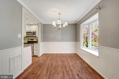 $3,300 | 10355 Granite Creek Lane, Oakton, VA 22124