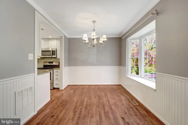 $3,300 | 10355 Granite Creek Lane, Oakton, VA 22124