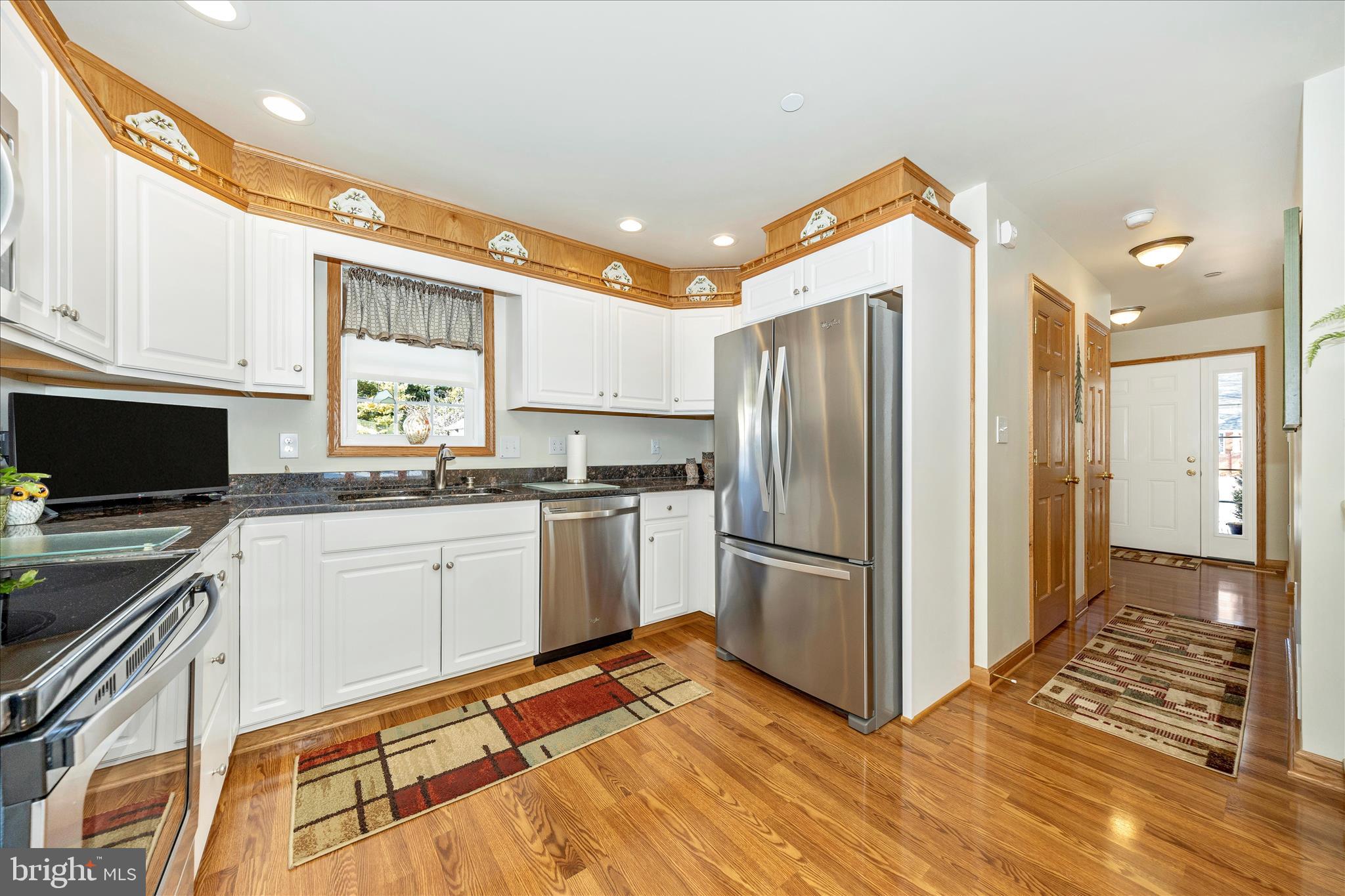 19327 Longmeadow Road Hagerstown, MD 21742 - Photo 12 of 52 Kitchen