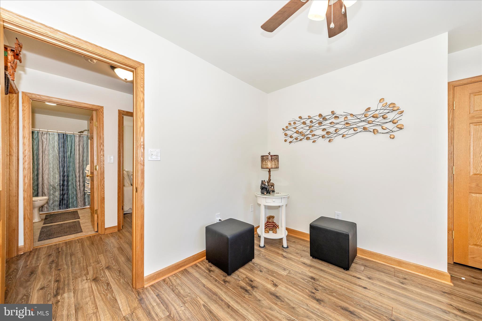 19327 Longmeadow Road Hagerstown, MD 21742 - Photo 33 of 52 Bedroom 3