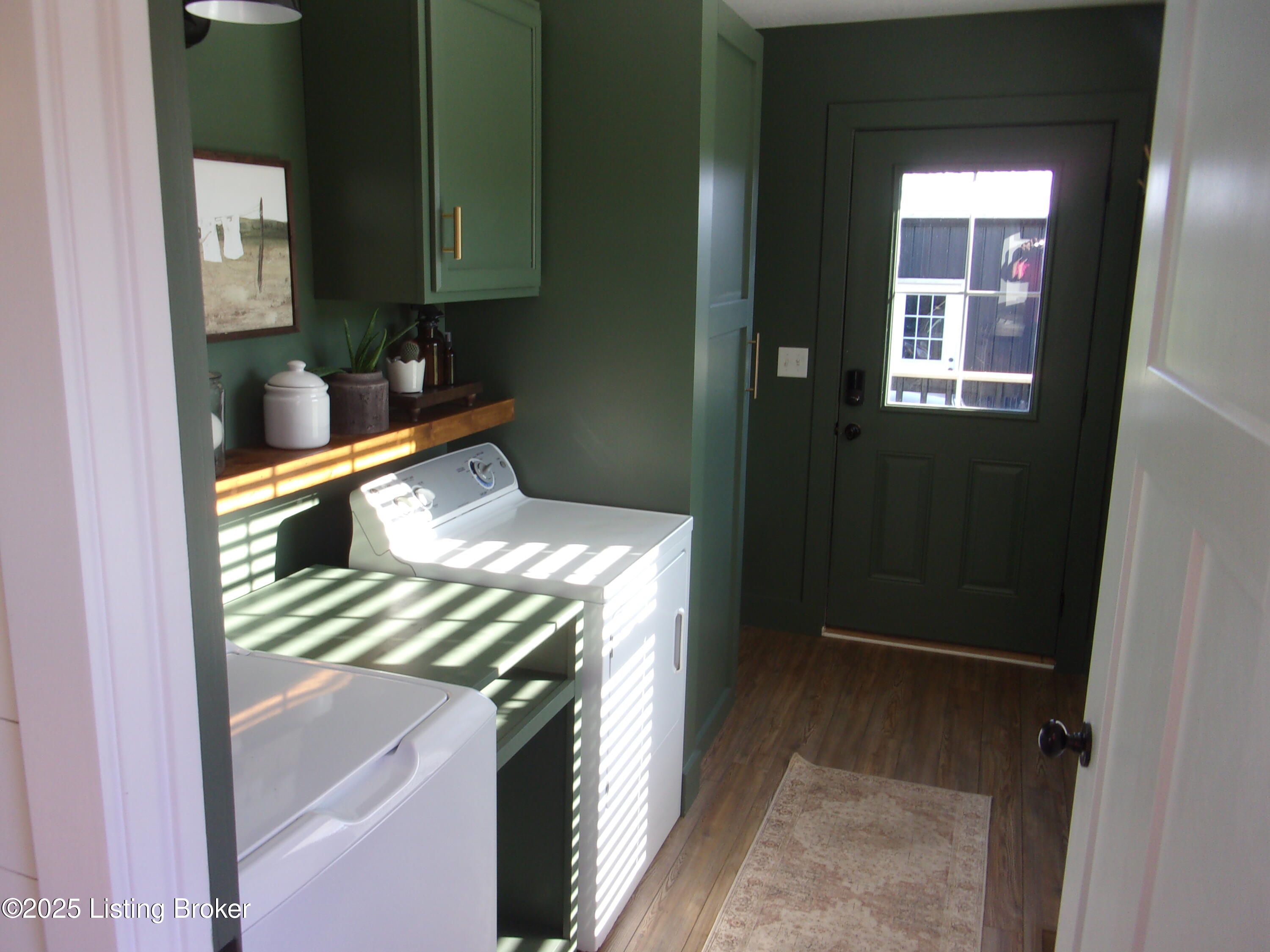 7170 Lawrenceburg Road Bloomfield, KY 40008 - Photo 16 of 39 101_6922