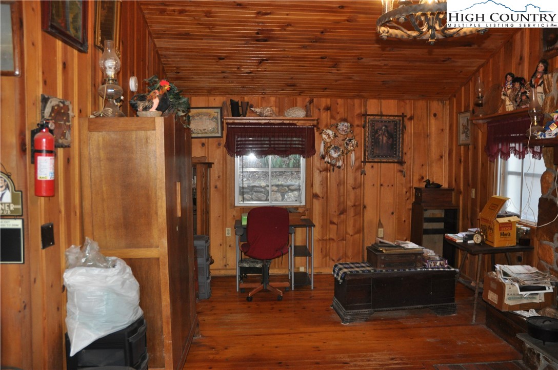 491 Wolfe Road Sparta, NC 28675 - Photo 17 of 37 Gallery Image 17