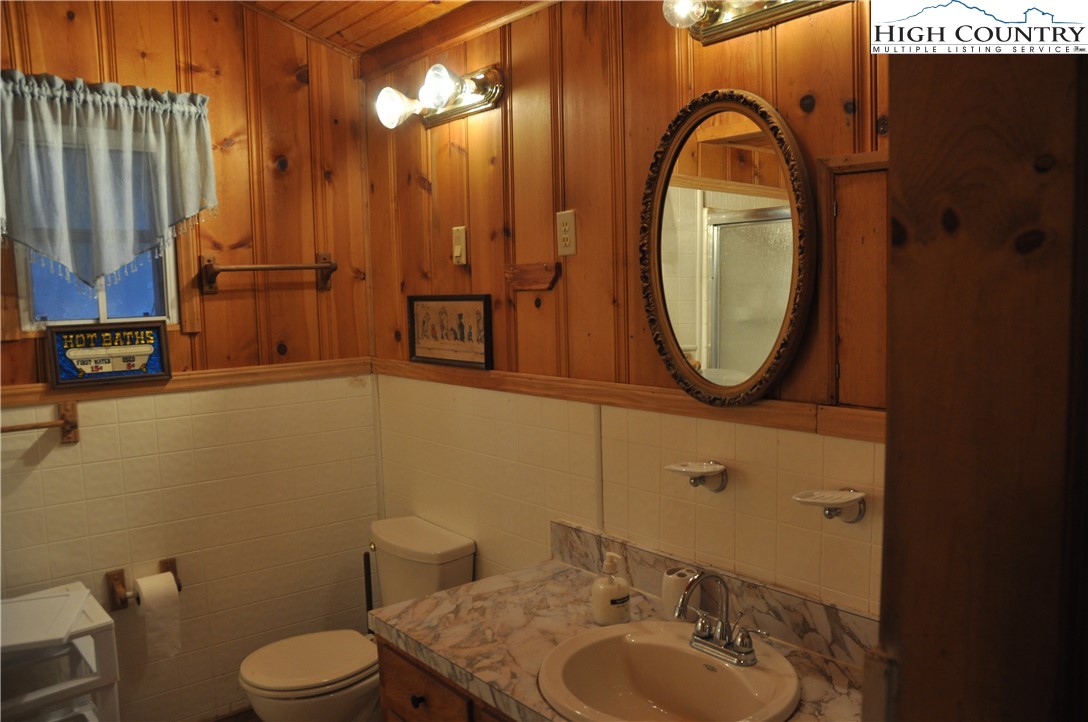 491 Wolfe Road Sparta, NC 28675 - Photo 24 of 37 Gallery Image 24