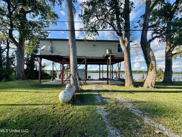 $150,000 | 39 Greenwood Miller Road, Beulah, MS 38726