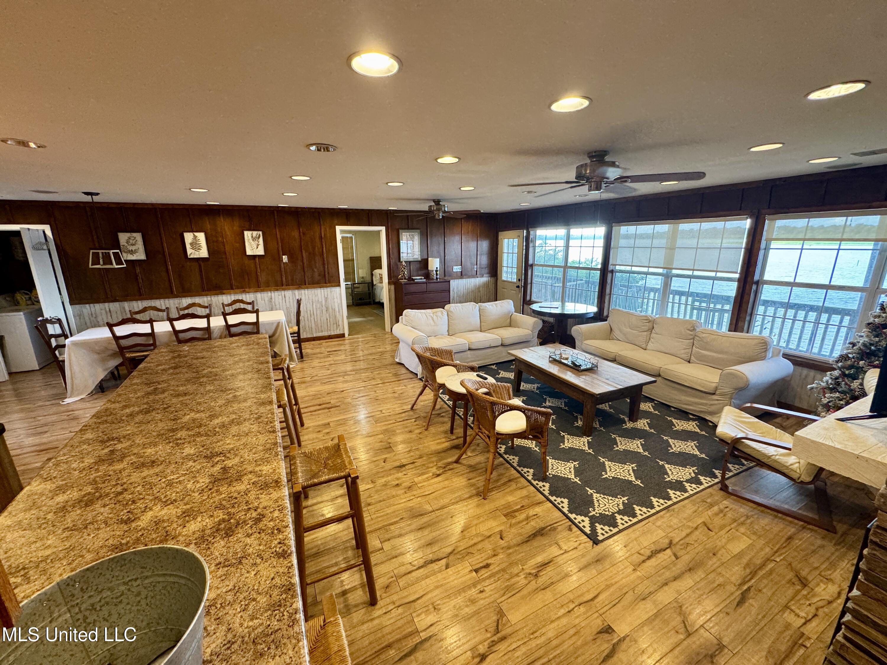 39 Greenwood Miller Road Beulah, MS 38726 - Photo 6 of 19 IMG_4575