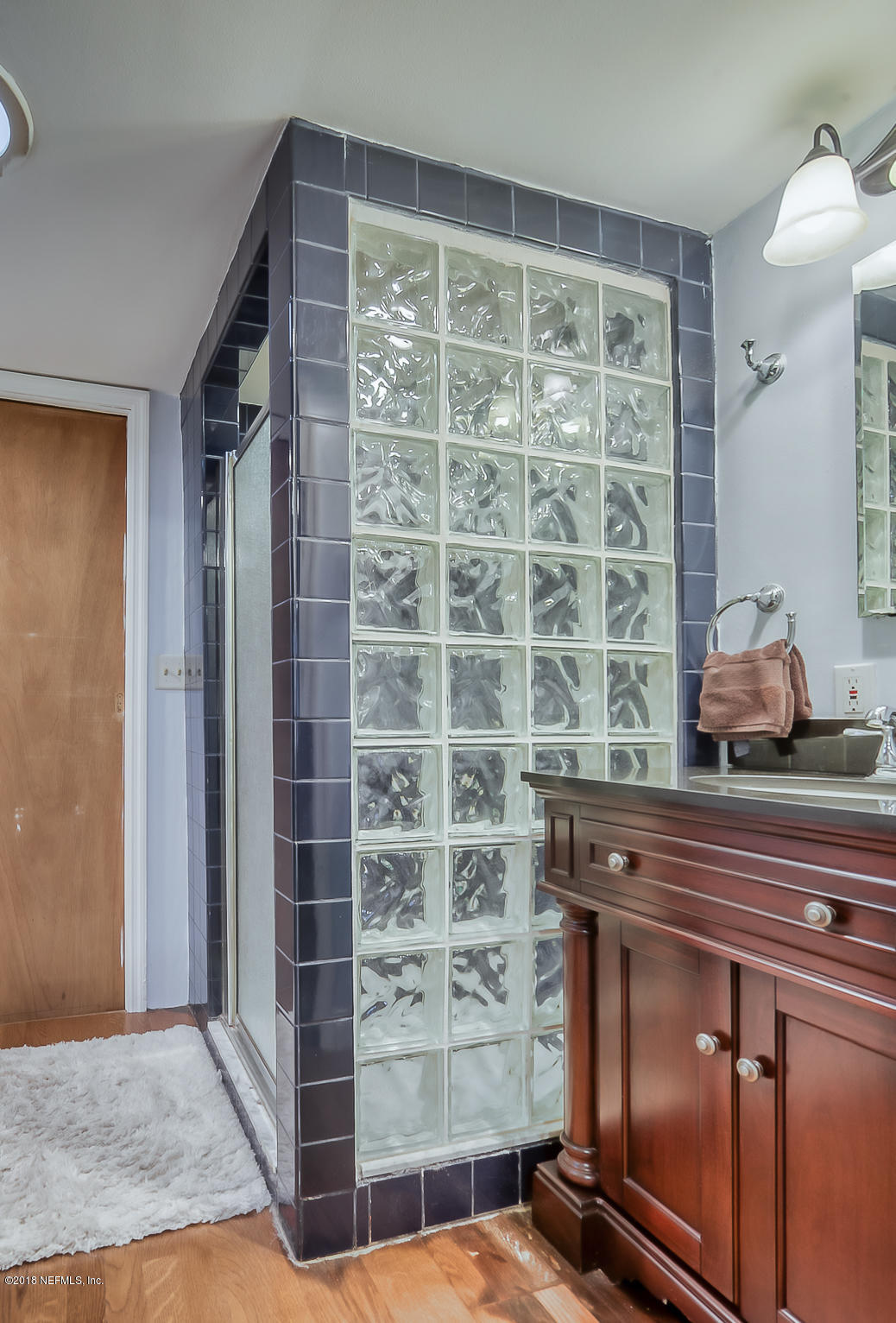 3836 Valencia Road Jacksonville, FL 32205 - Photo 20 of 57 Master bath with granite counter.