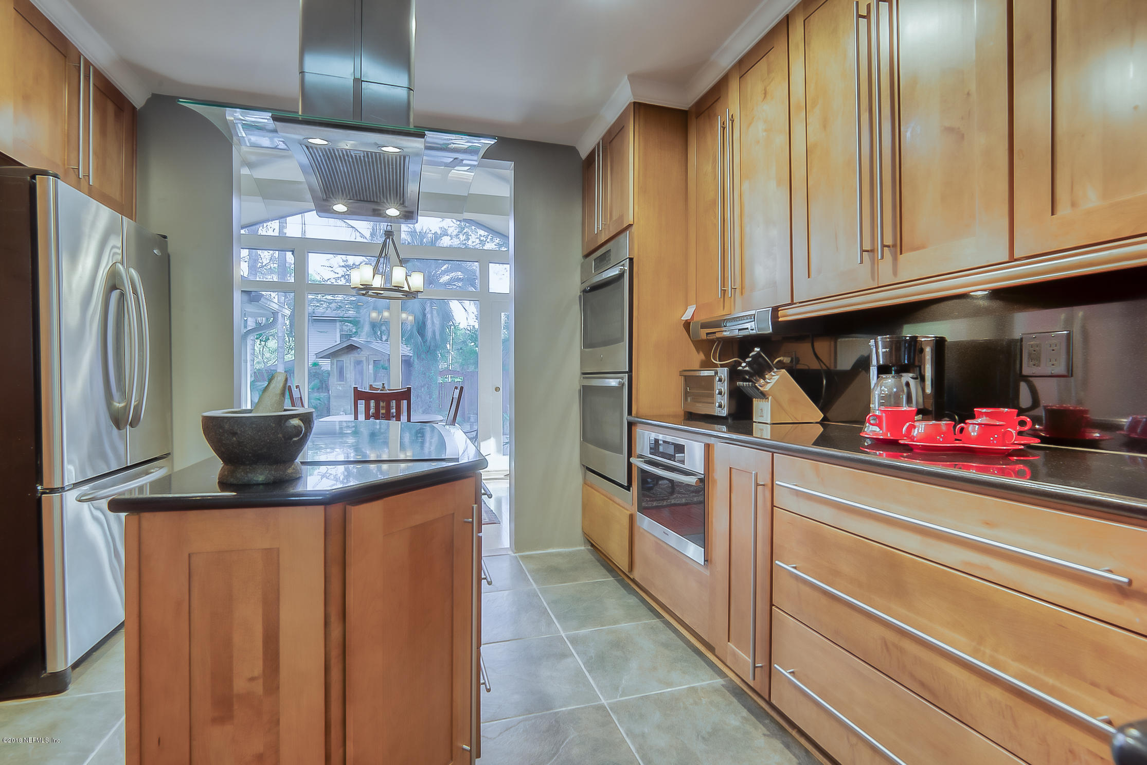 3836 Valencia Road Jacksonville, FL 32205 - Photo 35 of 57 Granite and stainless steel.