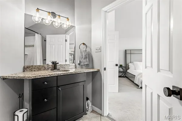 $375,000 | 4328 Maryland Avenue, Unit 5, St. Louis, MO 63108