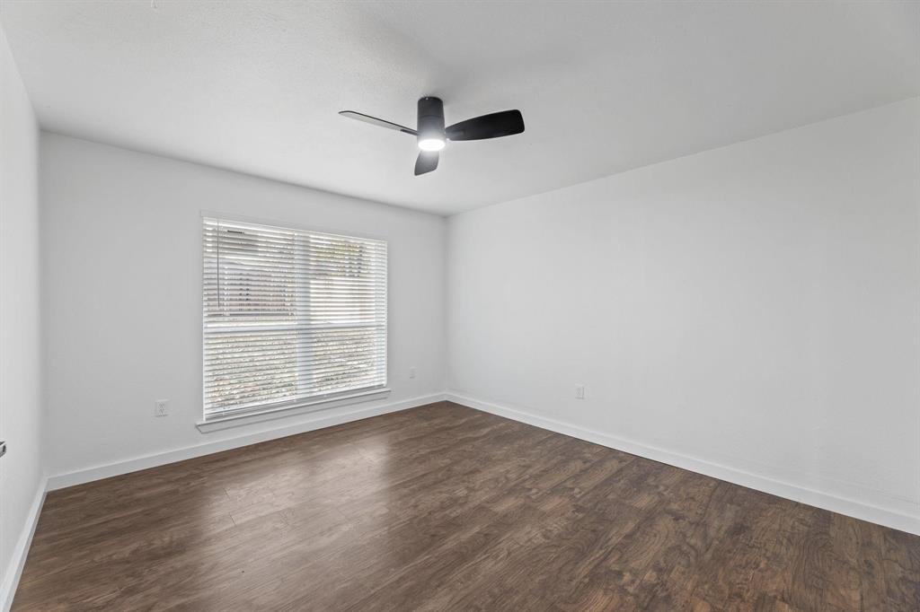 2506 Holt Road Arlington, TX 76006 - Photo 14 of 28