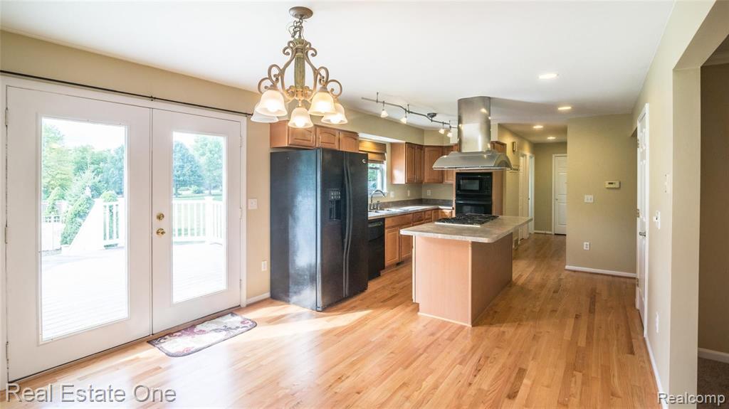 2631 Clivedon Road Howell, MI 48843 - Photo 13 of 32