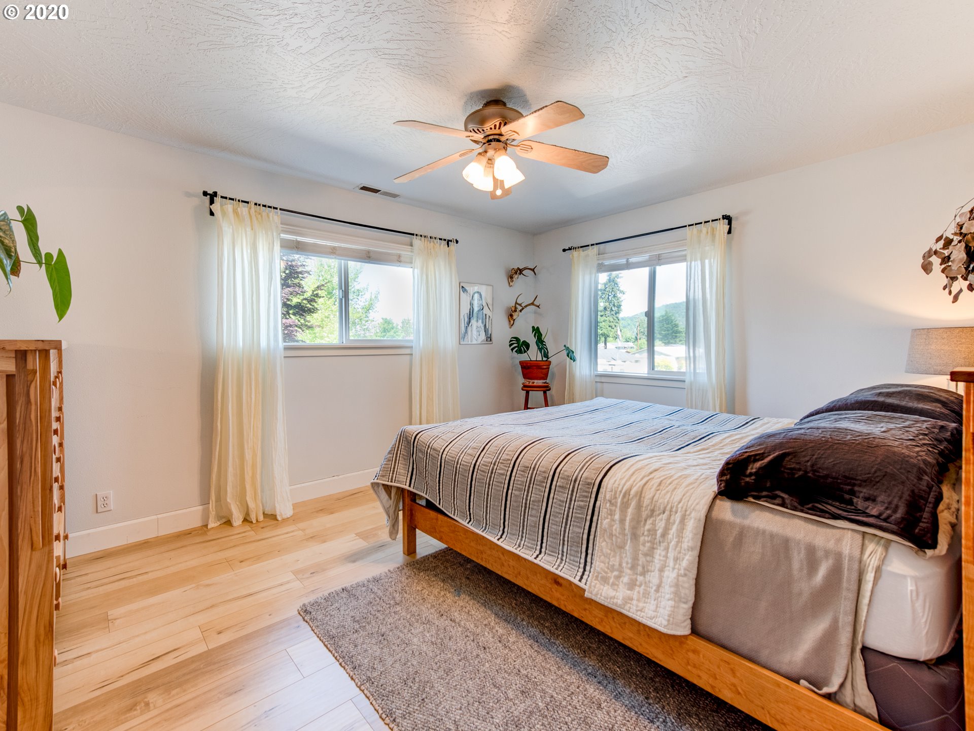 855 North 55th Street Springfield, OR 97478 - Photo 14 of 31 Gallery Image 14