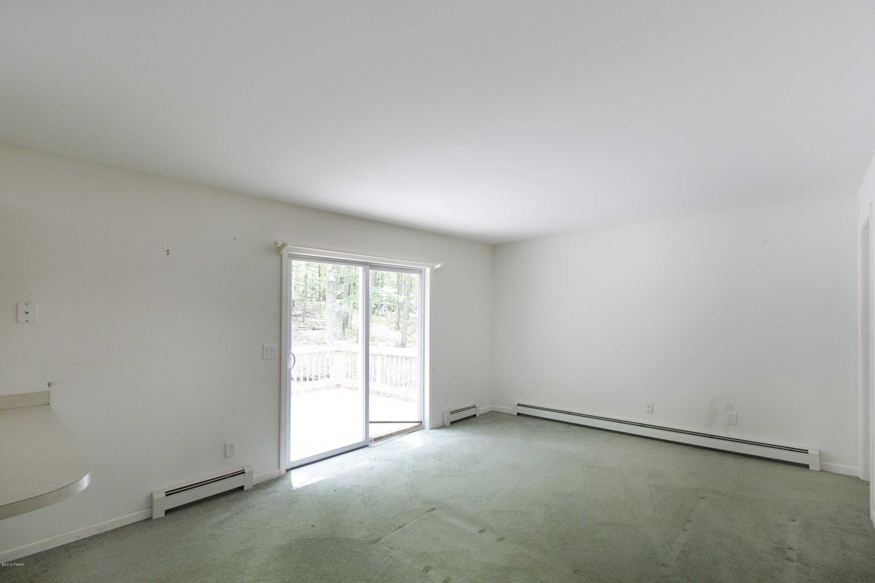 134 Ledgecrest Road Hawley, PA 18428 - Photo 7 of 17
