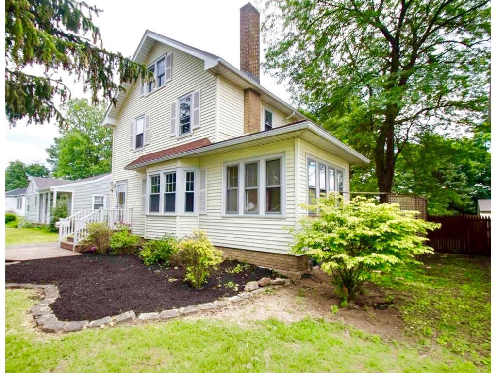 13 Abington Road Irondequoit, NY 14622 - Photo 1 of 1