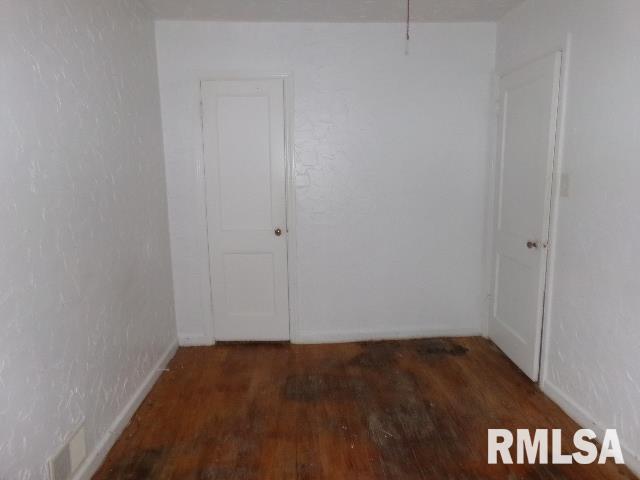 325 Melrose Court Decatur, IL 62526 - Photo 8 of 11 Gallery Image 8