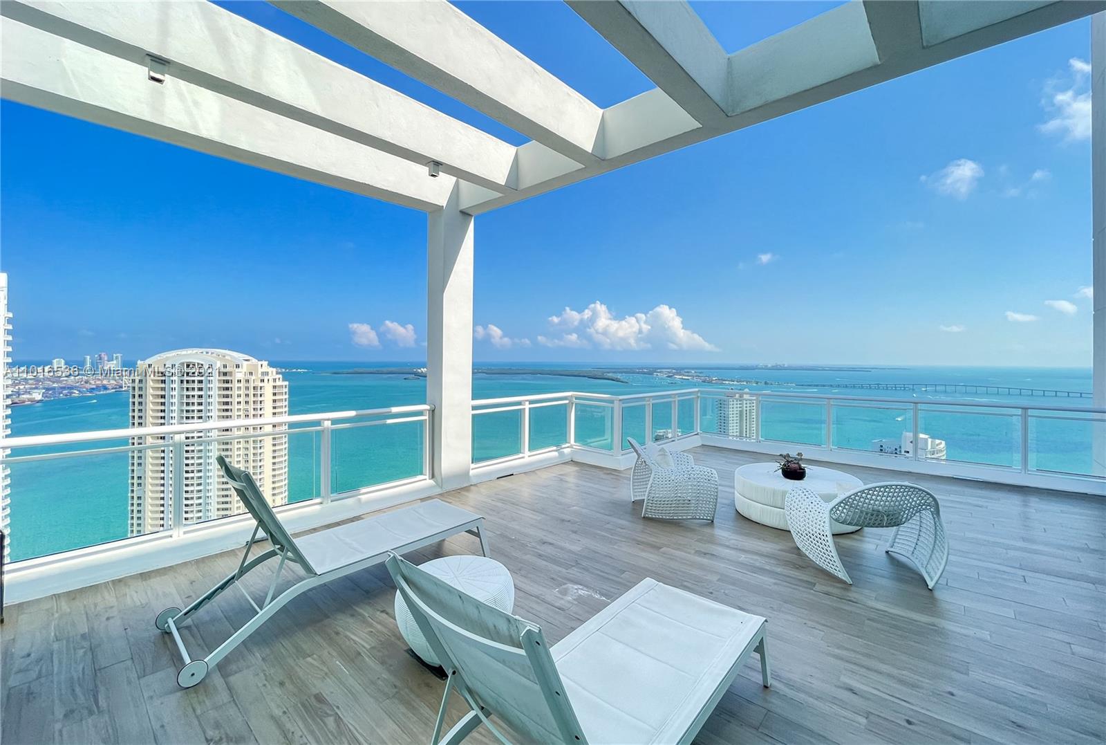 900 Brickell Key Boulevard, Unit PH4 Miami, FL 33131 - Photo 47 of 79
