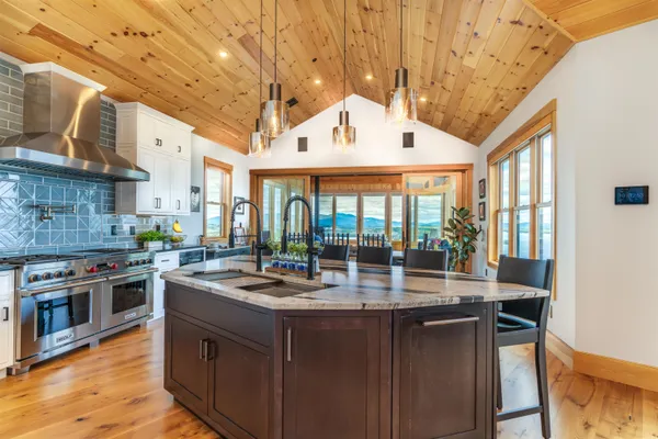 $5,500,000 | 175 Akwa Vista, Laconia, NH 03246
