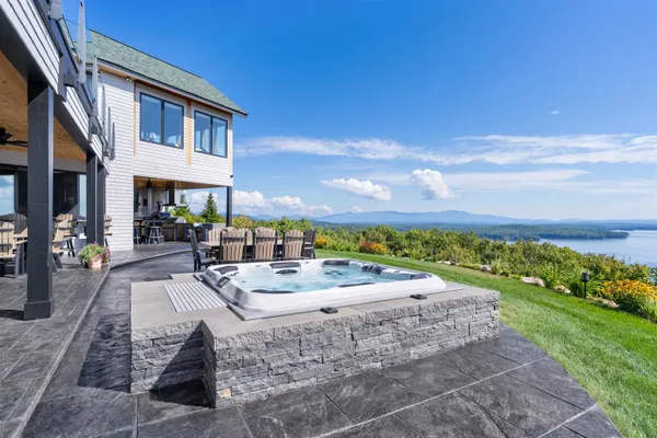 $5,500,000 | 175 Akwa Vista, Laconia, NH 03246