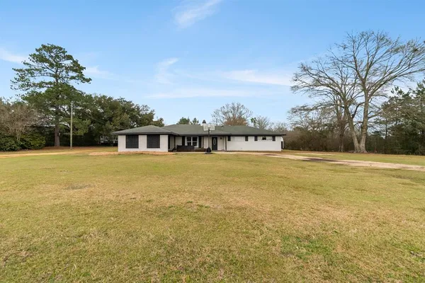 $275,000 | 119 Hillsdale Gumpond Road, Lumberton, MS 39455