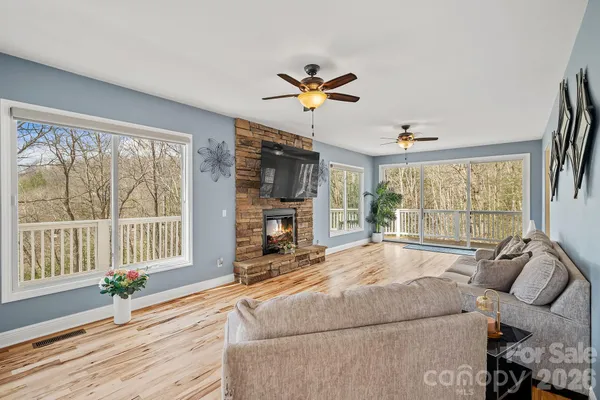 $775,000 | 36 Ivy Cove Road, Fairview, NC 28730
