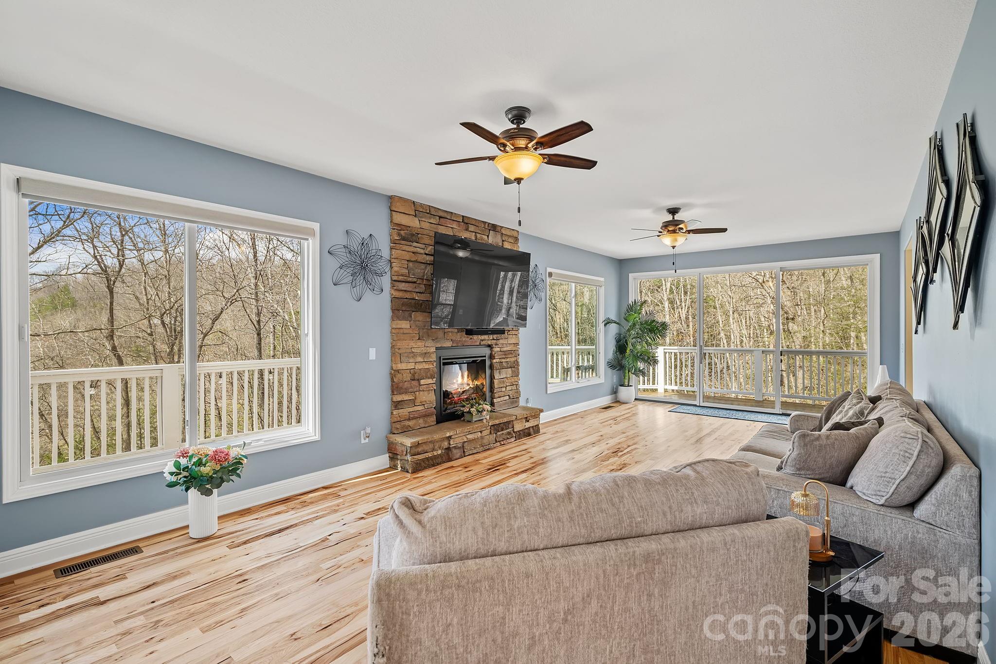 36 Ivy Cove Road Fairview, NC 28730 - Photo 8 of 39