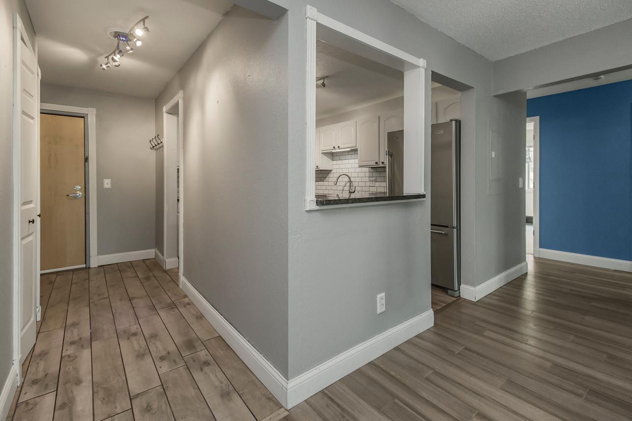 1700 Four Oaks Road, Unit 219 Eagan, MN 55121 - Photo 7 of 35