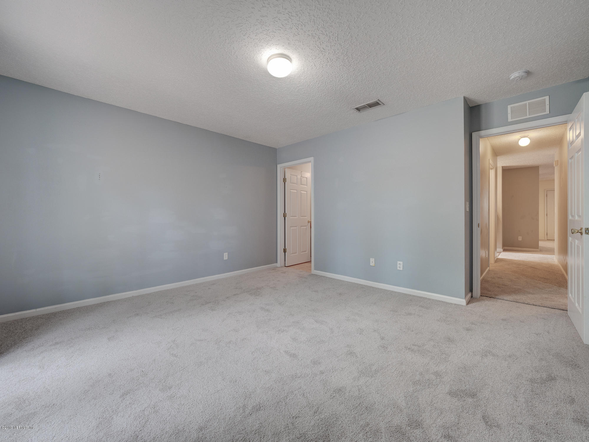 2616 Spring Park Road Jacksonville, FL 32207 - Photo 12 of 25 Owner's Suite