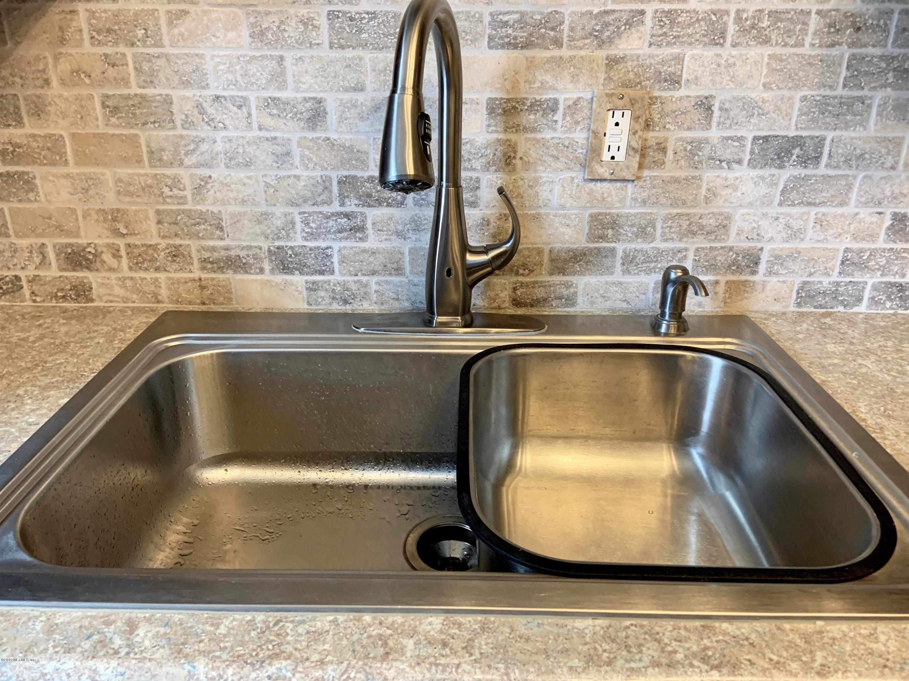 2616 Spring Park Road Jacksonville, FL 32207 - Photo 21 of 25 Sink and Back Splash