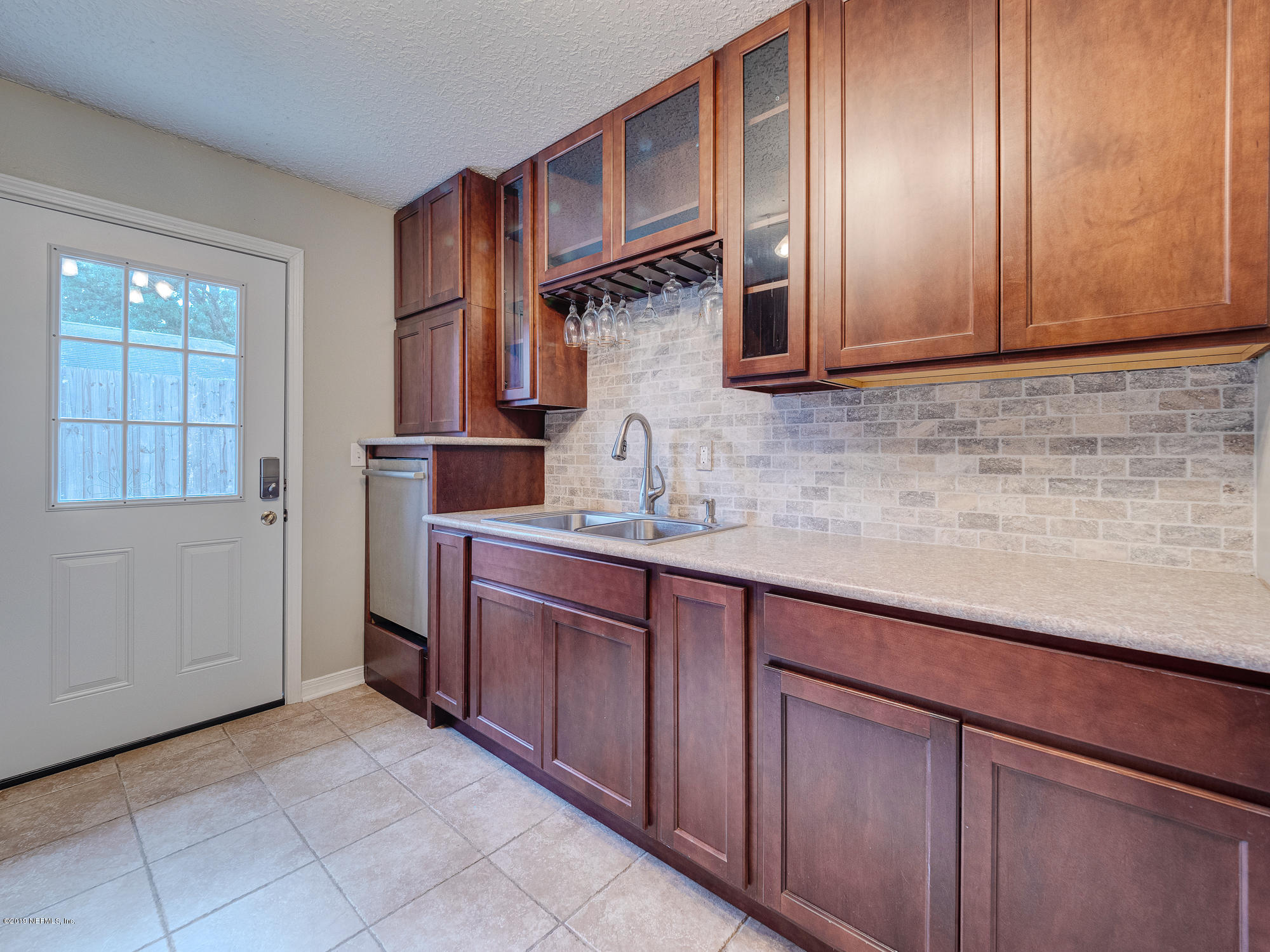 2616 Spring Park Road Jacksonville, FL 32207 - Photo 8 of 25 2616 Great Room Kitchen