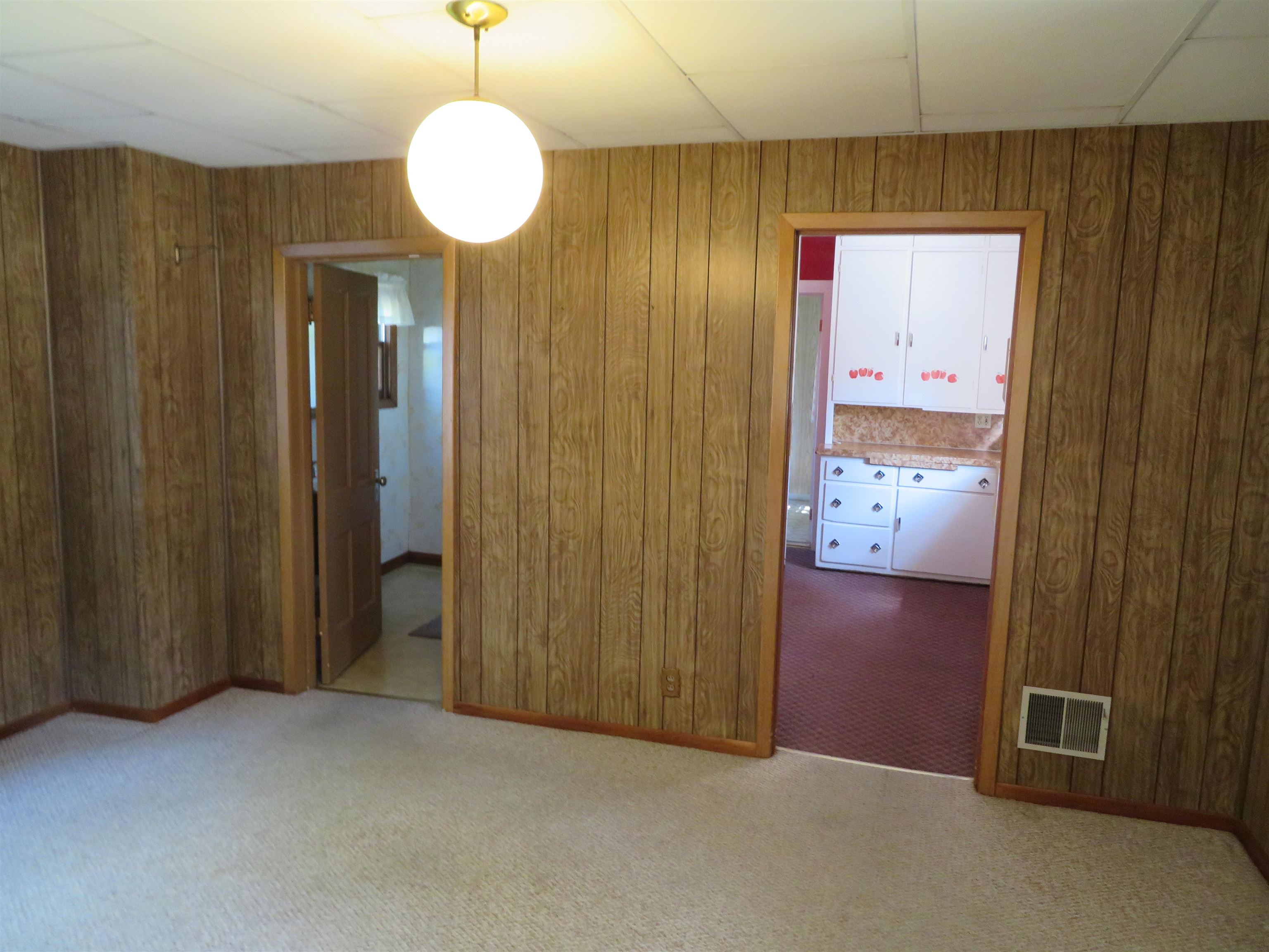 502 North Scott Street Merrill, WI 54452 - Photo 13 of 40