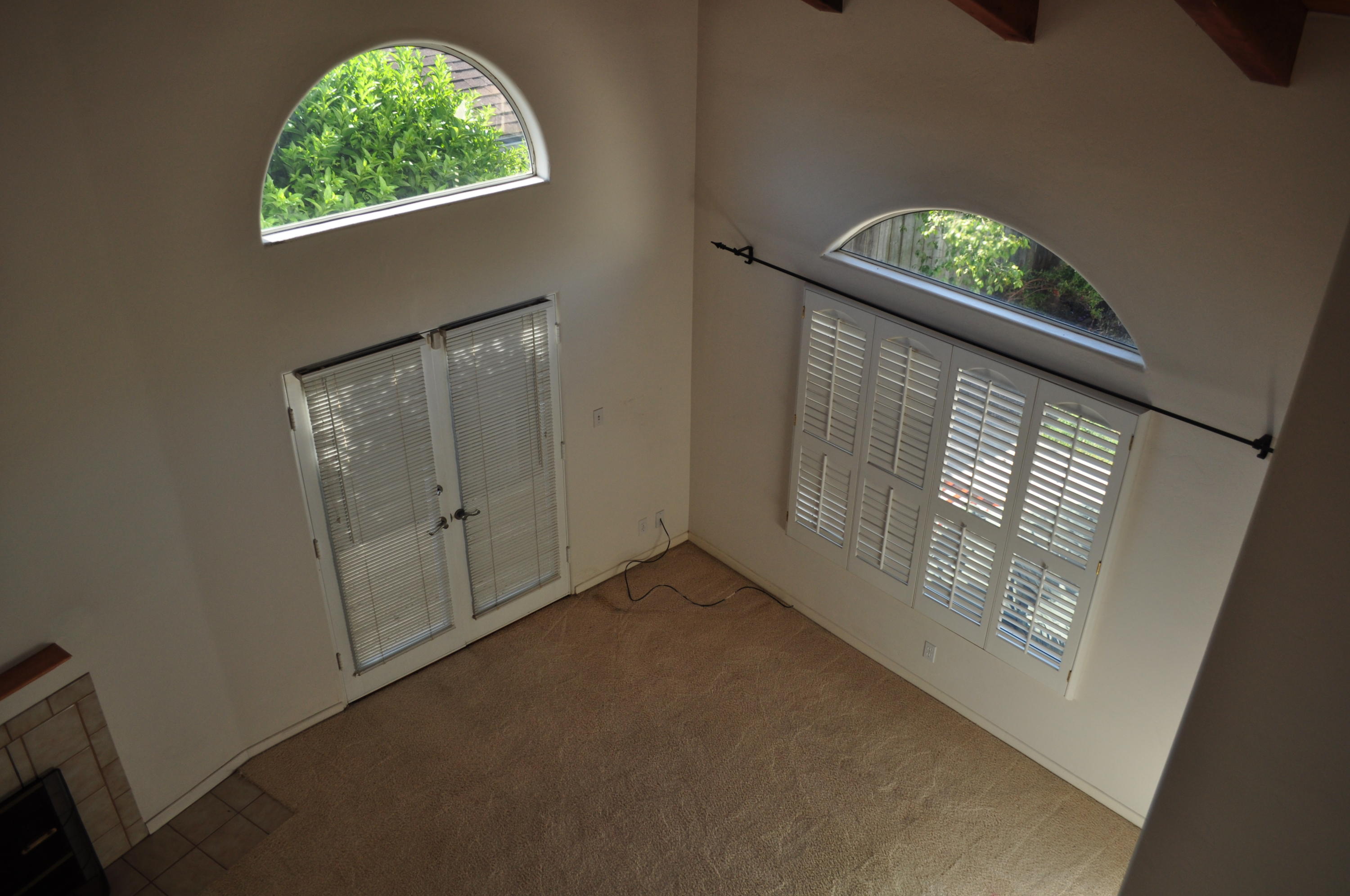 6870 Pasado Road Goleta, CA 93117 - Photo 3 of 12 Vaulted Ceilings