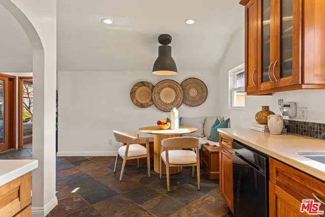 $1,895,000 | 3344 Delaware Avenue, Santa Monica, CA 90404