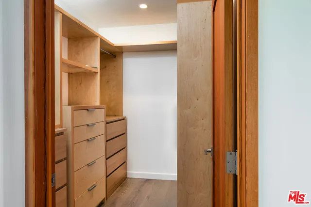 $1,895,000 | 3344 Delaware Avenue, Santa Monica, CA 90404