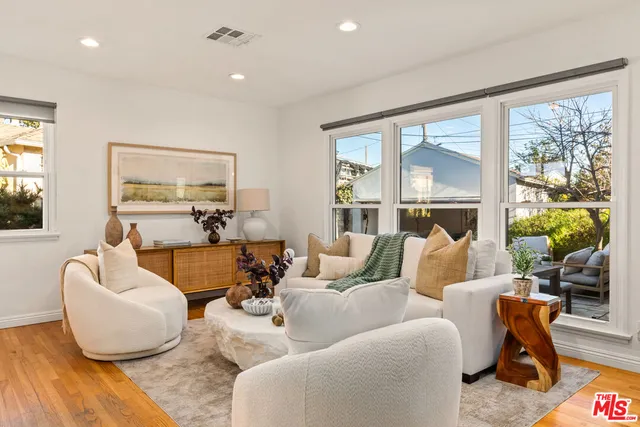 $1,895,000 | 3344 Delaware Avenue, Santa Monica, CA 90404