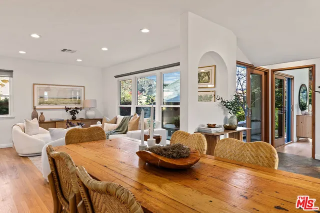 $1,895,000 | 3344 Delaware Avenue, Santa Monica, CA 90404