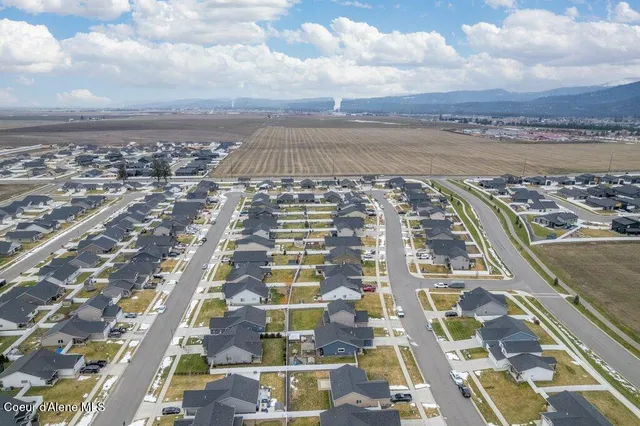 $499,975 | 6697 West Irish Circle, Rathdrum, ID 83858