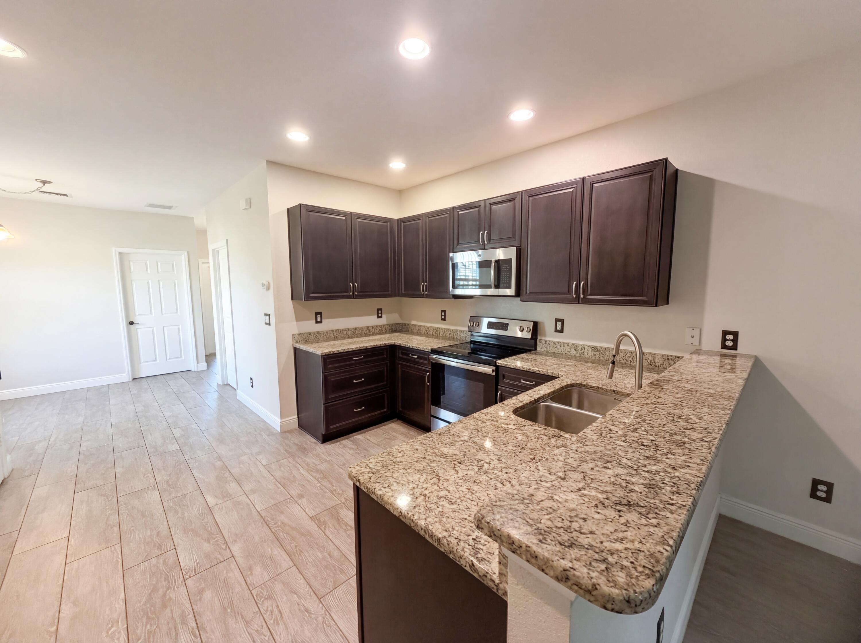 758 Northeast Hawks Ridge Way Port St. Lucie, FL 34983 - Photo 11 of 19 listing_11