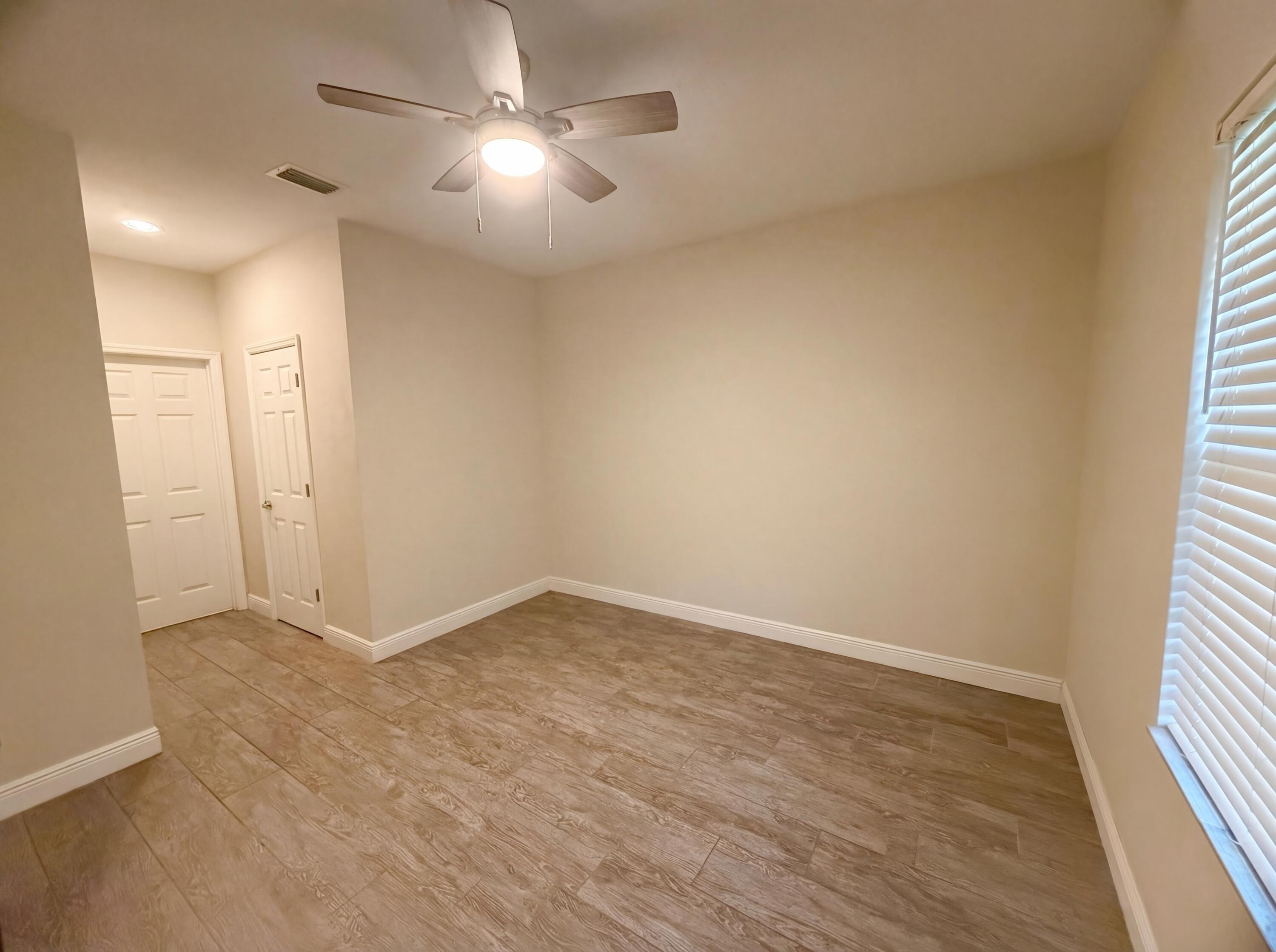 758 Northeast Hawks Ridge Way Port St. Lucie, FL 34983 - Photo 4 of 19 listing_3