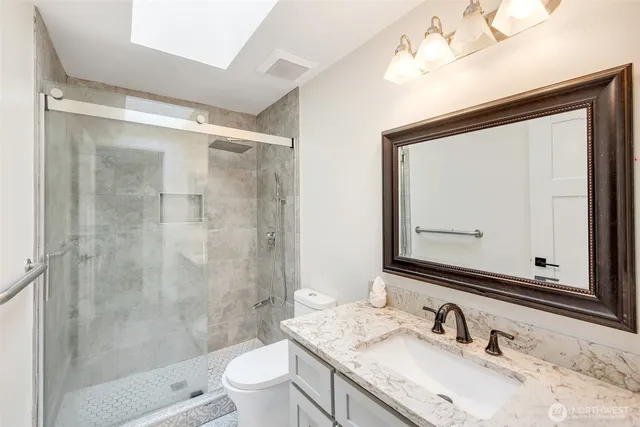 $3,600 | 21439 129th Place Southeast, Kent, WA 98031