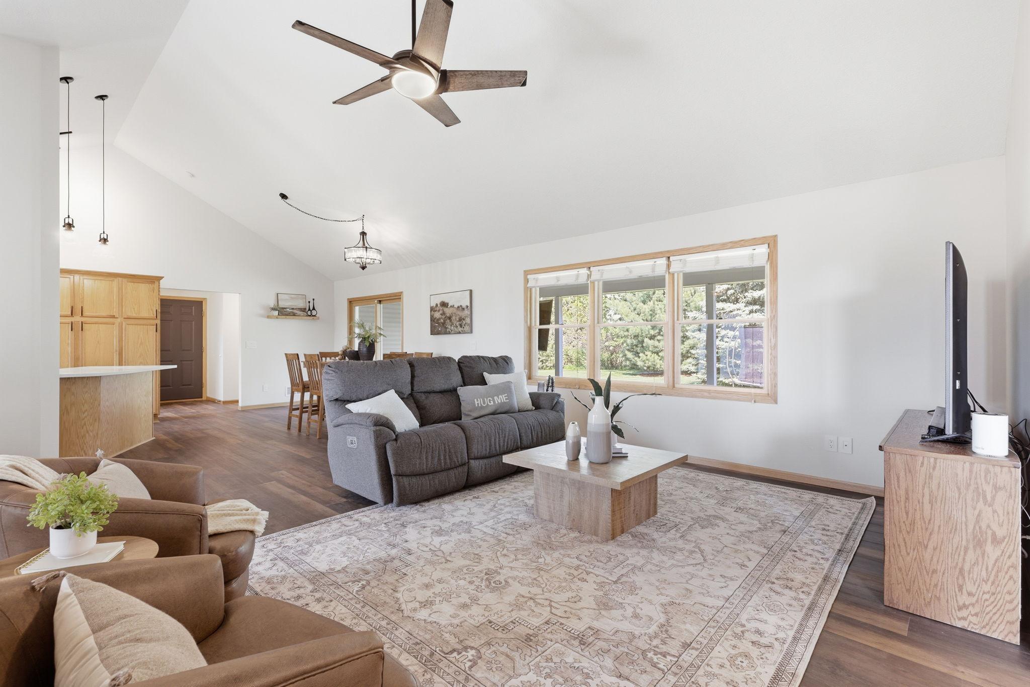 545 Kreuziger Road Roberts, WI 54023 - Photo 3 of 31