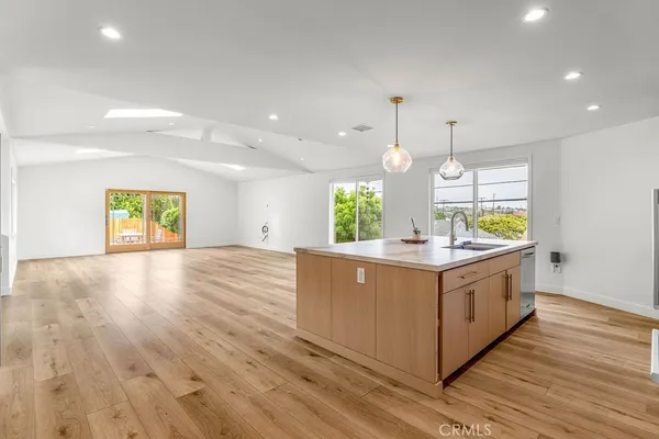 $6,750 | 4827 Newton Street, Torrance, CA 90505
