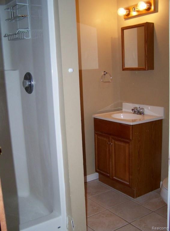 3840 Brace Road Fort Gratiot, MI 48059 - Photo 15 of 32 100_8166 (Medium) - Copy.jpg