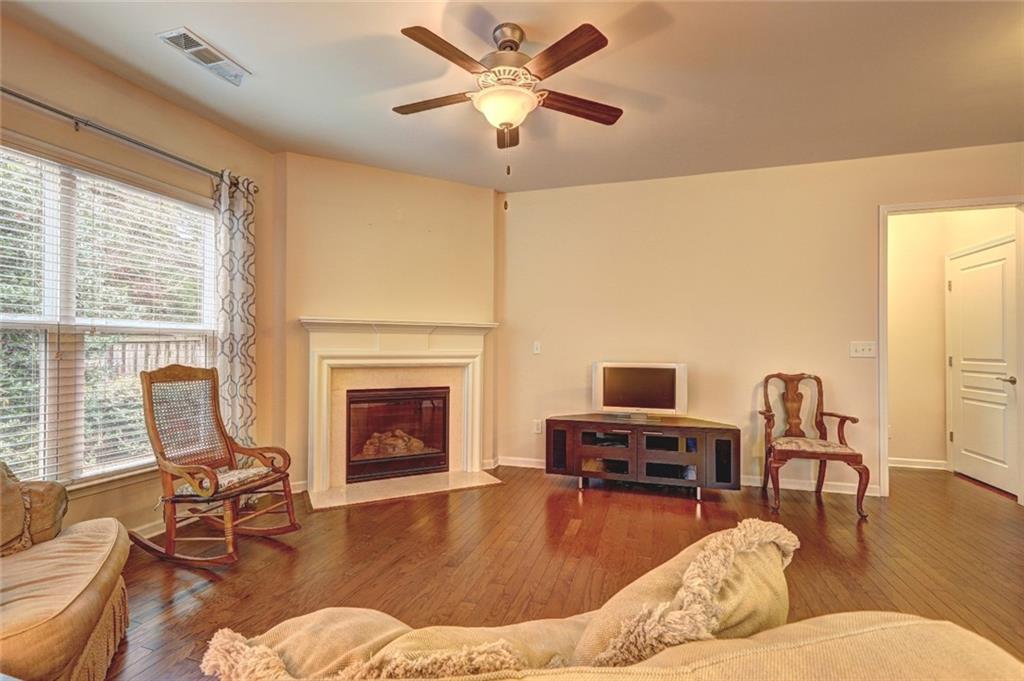 101 Riverside Lane Woodstock, GA 30188 - Photo 11 of 31