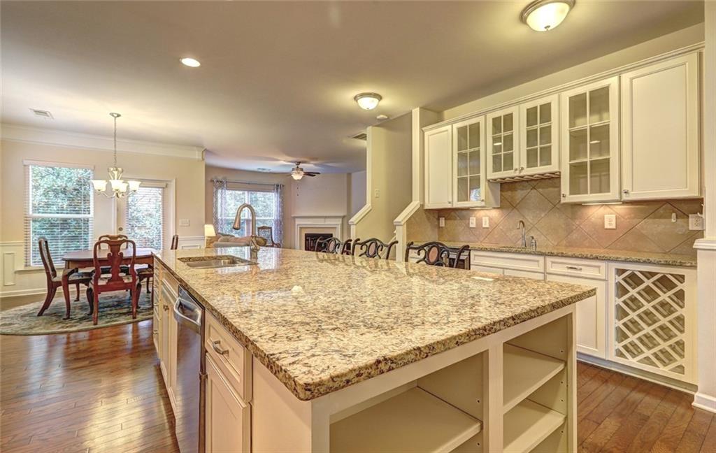 101 Riverside Lane Woodstock, GA 30188 - Photo 9 of 31