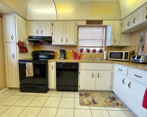3551 Inverrary Drive, Unit 301 Lauderhill, FL 33319 - Photo 11 of 24 3551 I 10