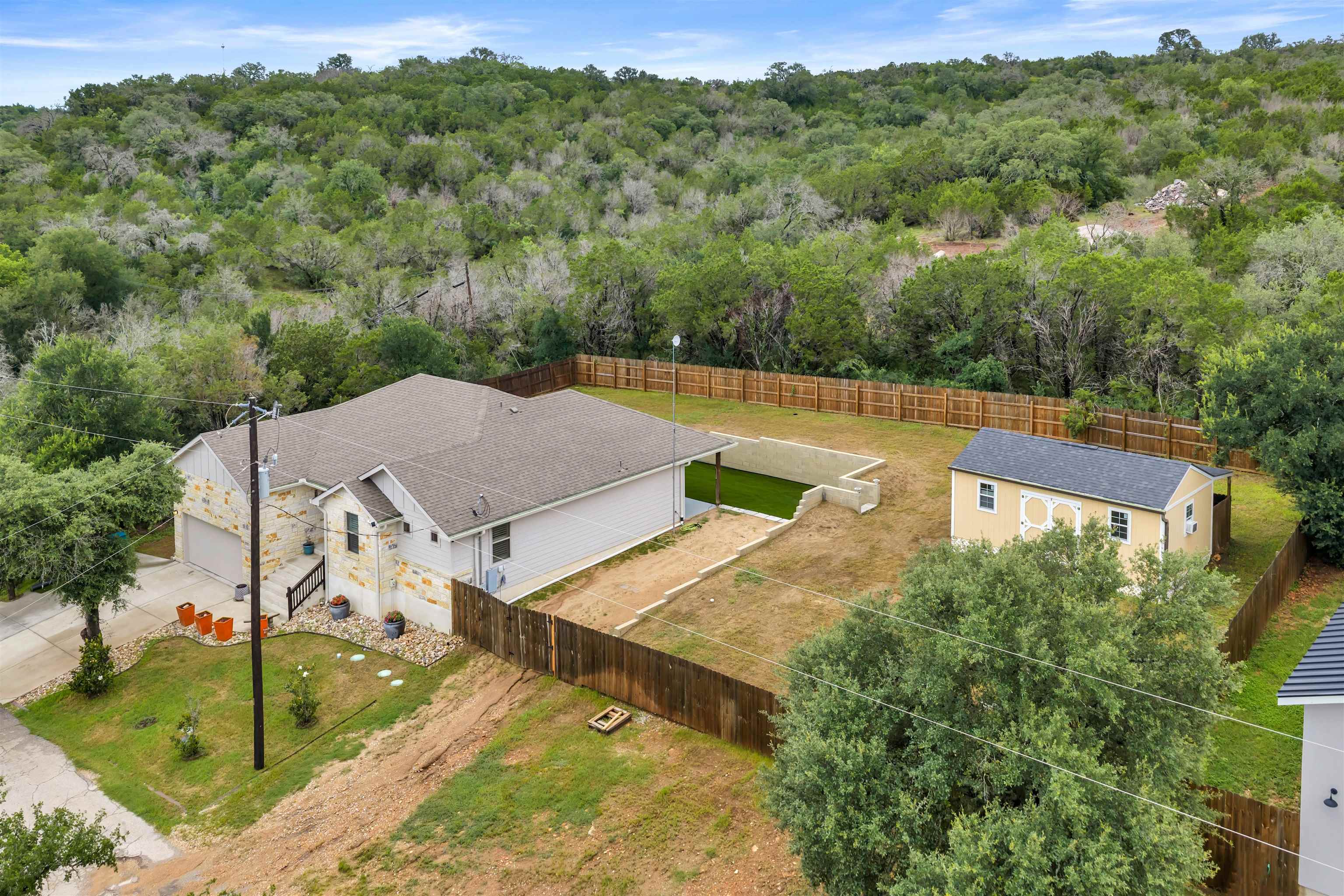 511 Taylor Drive Horseshoe Bay, TX 78657 - Photo 3 of 36