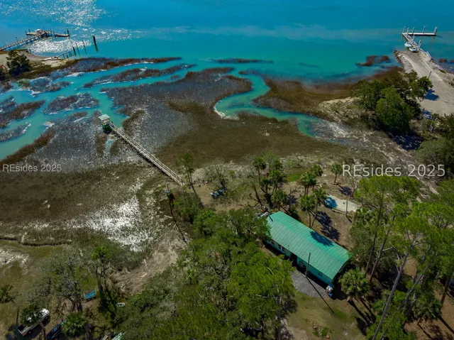 $950,000 | 8 Croaker Street, Bluffton, SC 29910