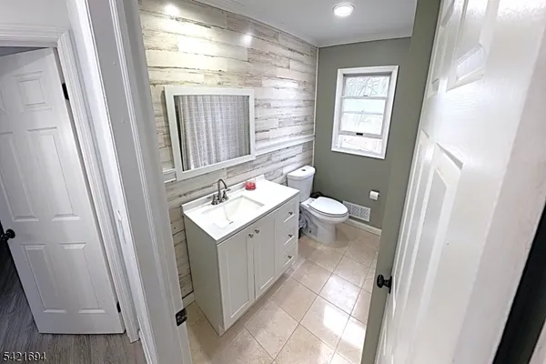 $799,000 | 72 Orben Drive, Landing, NJ 07850