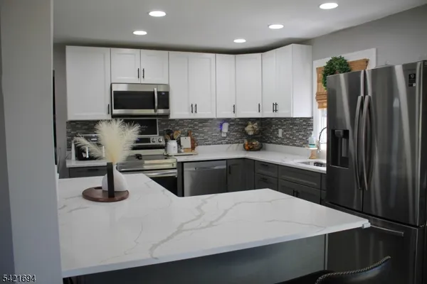 $799,000 | 72 Orben Drive, Landing, NJ 07850