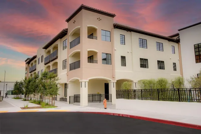 $459,000 | 400 San Benito Street, Unit 308, Hollister, CA 95023