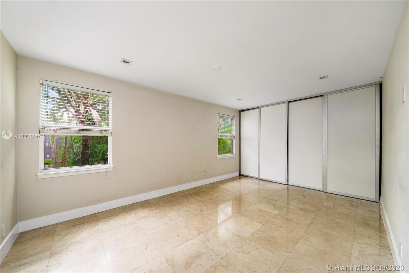 2467 Eagle Run Drive Weston, FL 33327 - Photo 20 of 33 an empty room with windows